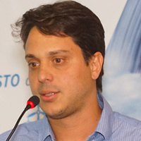 Dr Henrique Fragoso dos Santos